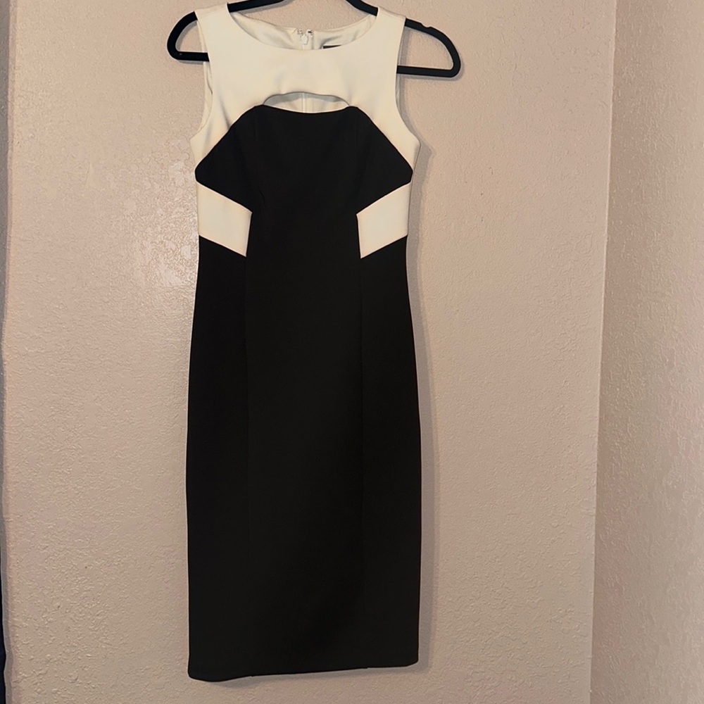 Vince Camuto Cut Out Front Color Block - image 1